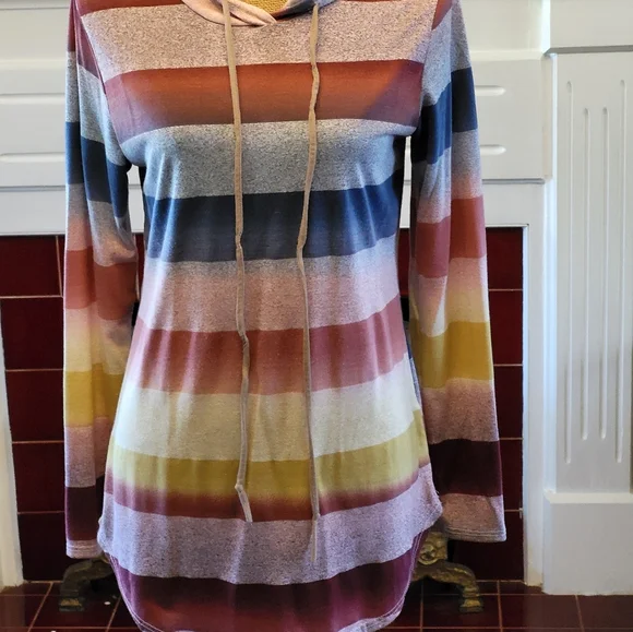 Bombom large striped lightweight hooded pullover - Picture 5 of 5